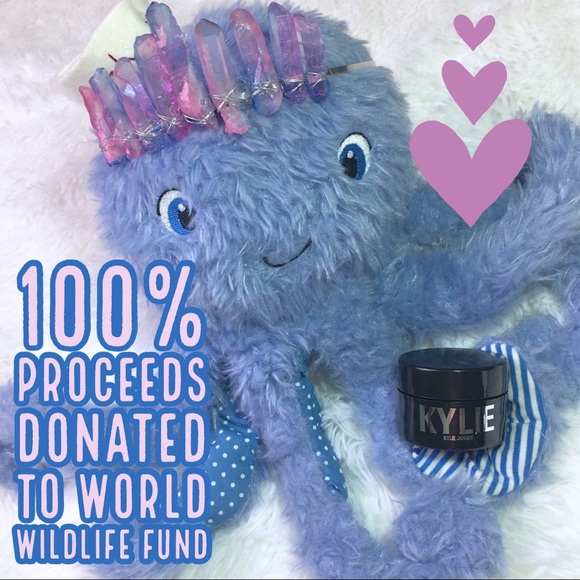 Kylie Cosmetics Other - Kylie Cosmetics Wisteria Loose Powder Highlighter